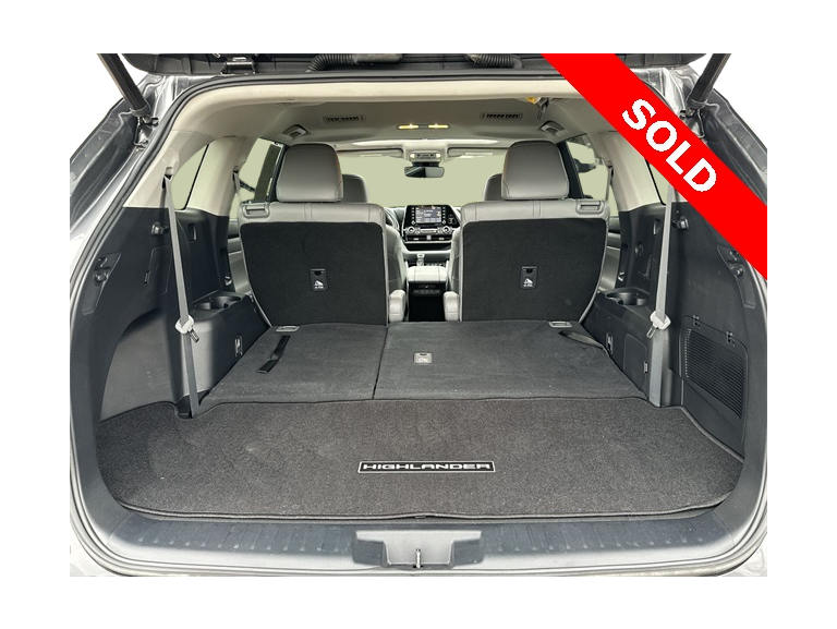 Thumbnail: 2022 Toyota Highlander - 32