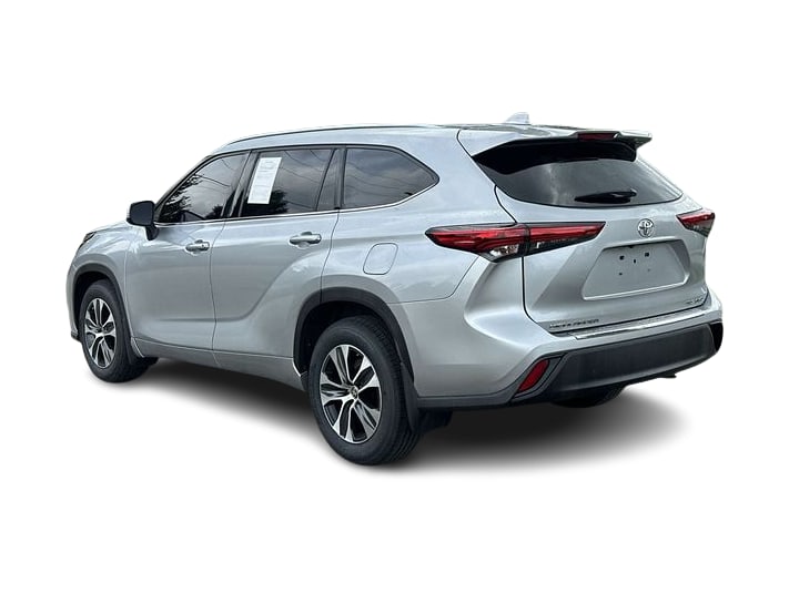 Thumbnail: 2020 Toyota Highlander - 4