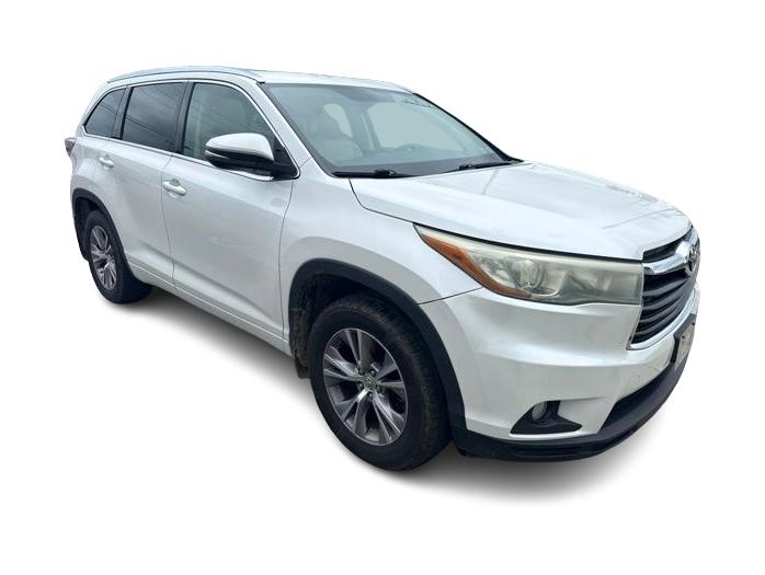 Thumbnail: 2015 Toyota Highlander - 9