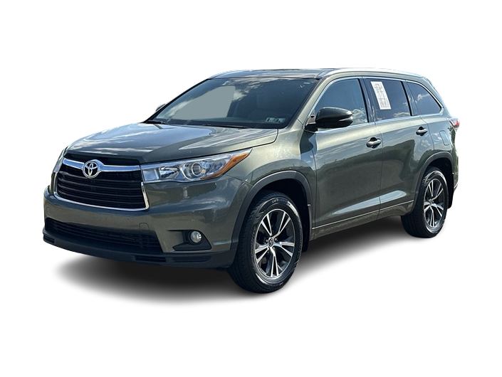 Used 2016 Toyota Highlander XLE with VIN 5TDJKRFH3GS306696 for sale in Hudson, WI