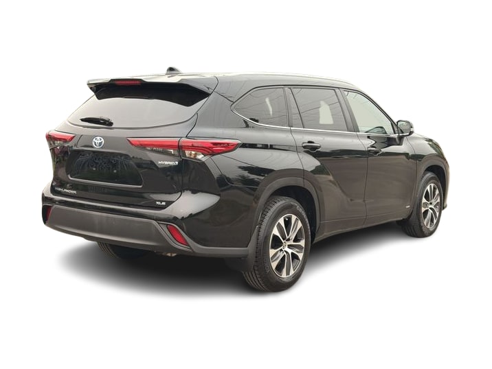 Thumbnail: 2023 Toyota Highlander - 34