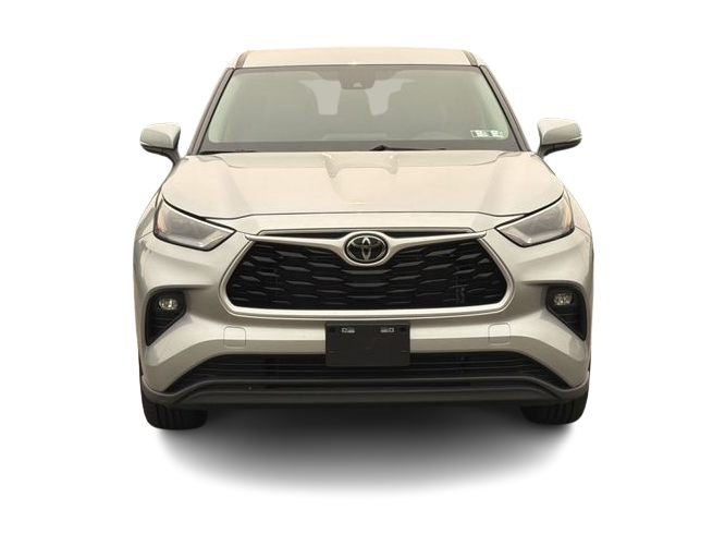Thumbnail: 2023 Toyota Highlander - 6