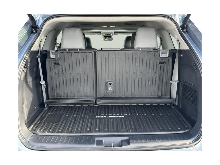 Thumbnail: 2024 Toyota Highlander - 16