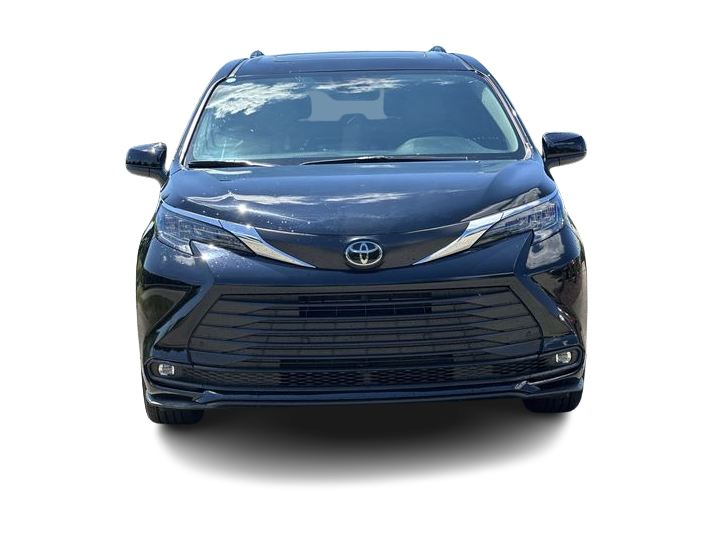 Thumbnail: 2026 Toyota Sienna - 6