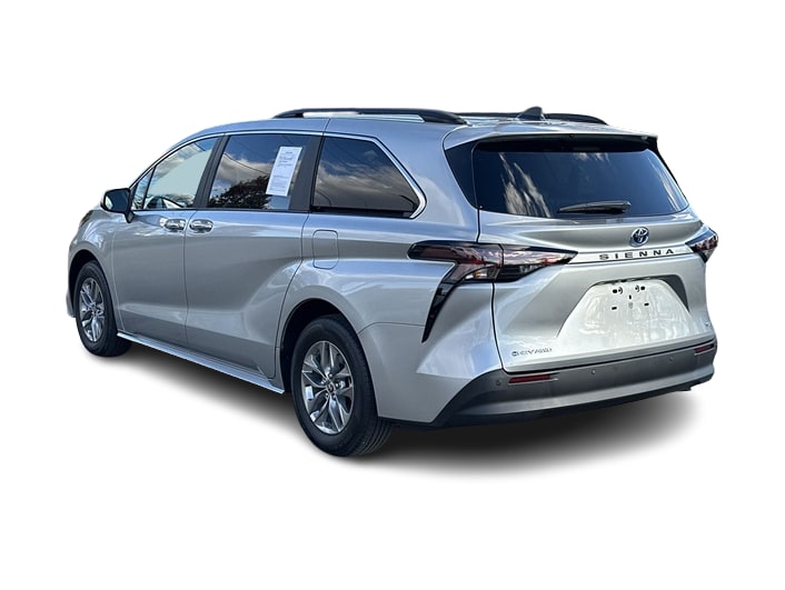 Thumbnail: 2025 Toyota Sienna - 4
