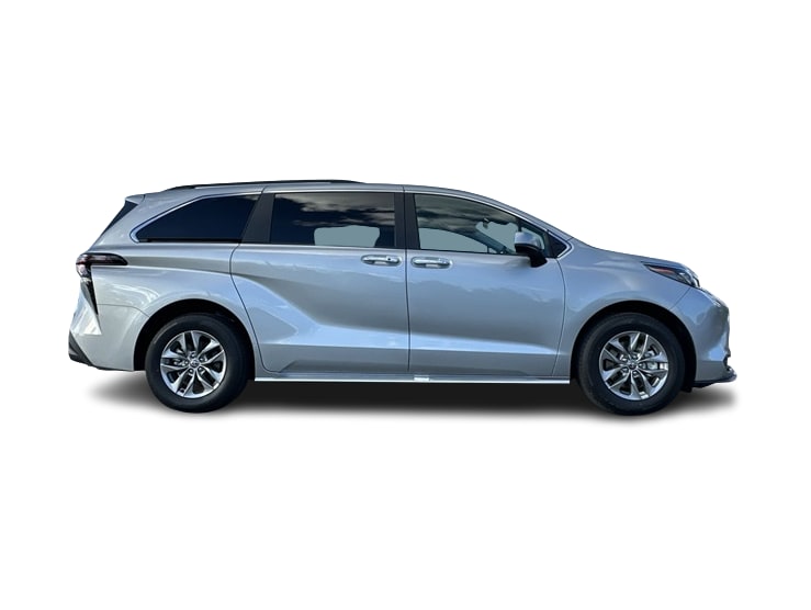 Thumbnail: 2025 Toyota Sienna - 16