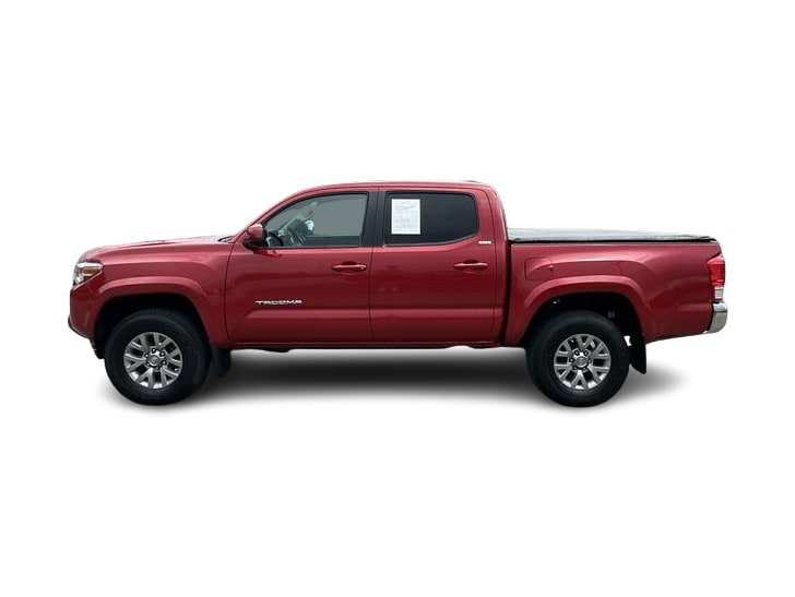 Thumbnail: 2017 Toyota Tacoma - 3