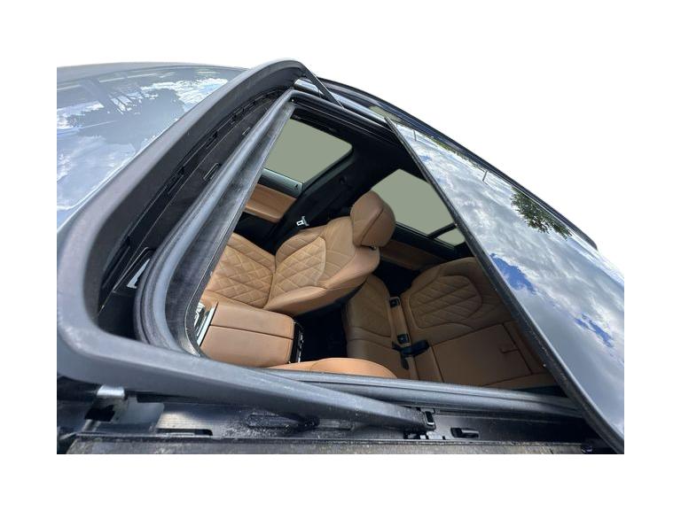 Thumbnail: 2024 BMW X7 - 14