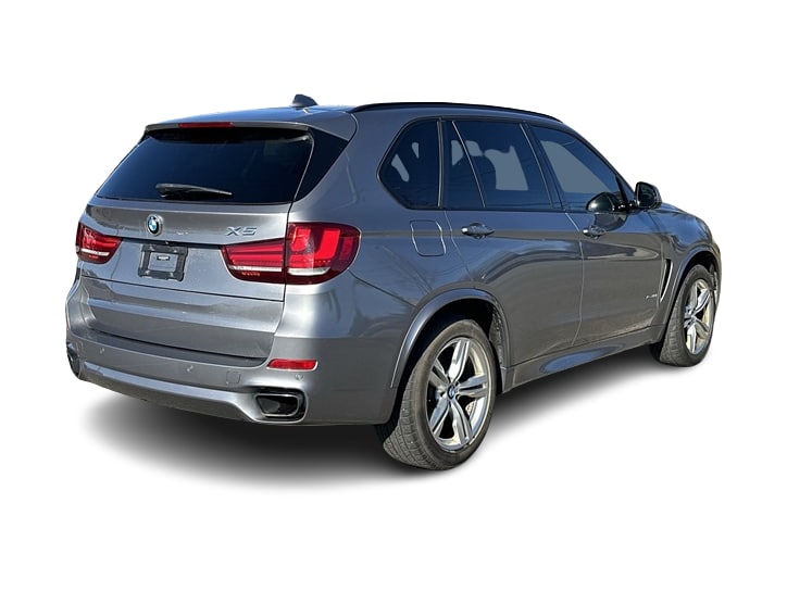 Thumbnail: 2015 BMW X5 - 25