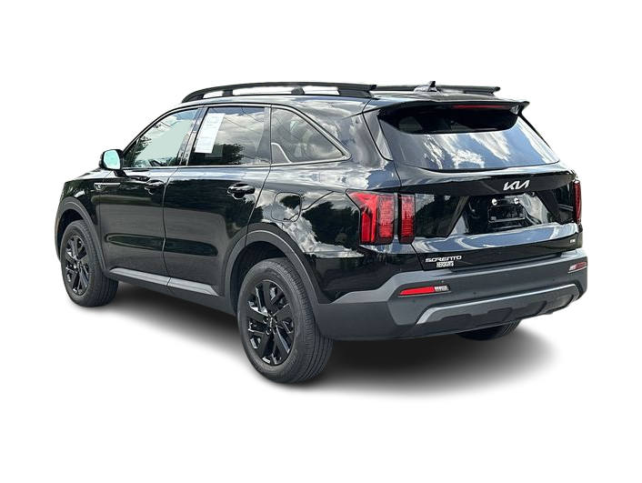 Thumbnail: 2023 Kia Sorento - 4