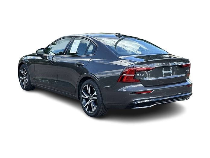 Thumbnail: 2024 Volvo S60 - 4