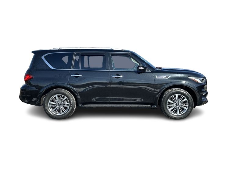 2023 INFINITI QX80 Luxe 17