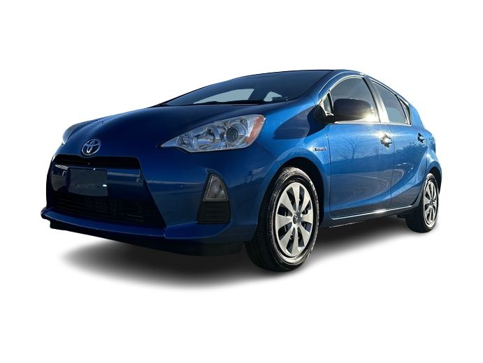 2013 Toyota Prius c Three 28