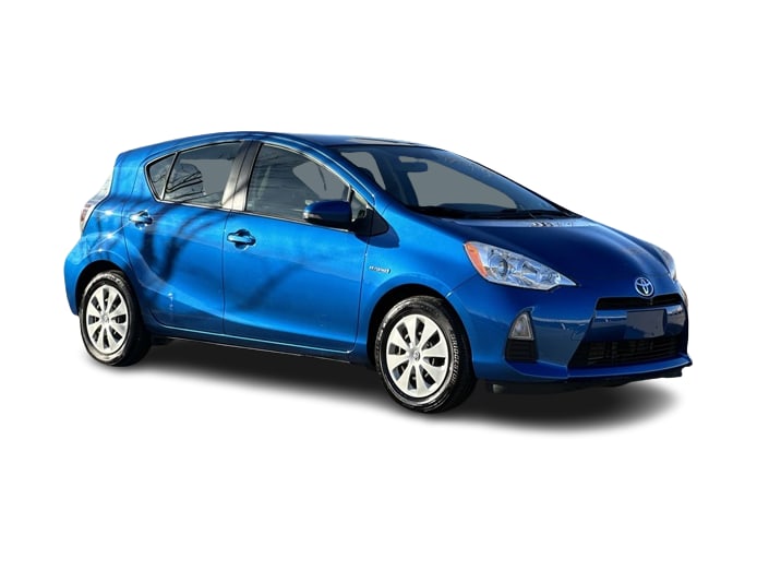 2013 Toyota Prius c Three 4