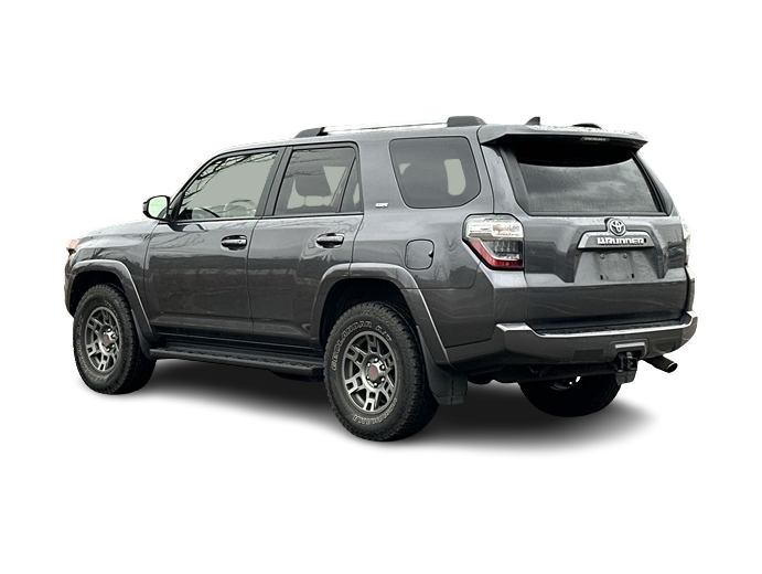 2020 Toyota 4Runner SR5 4