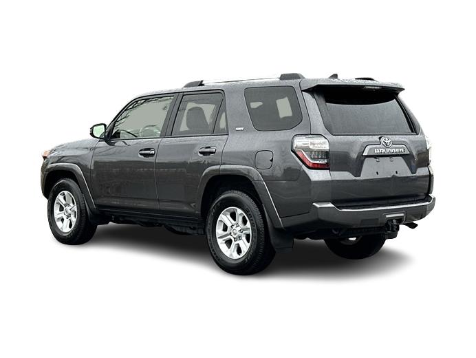 2022 Toyota 4Runner SR5 4