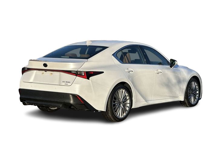 Thumbnail: 2022 Lexus IS - 25
