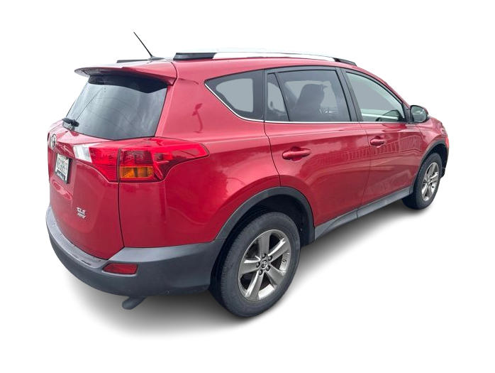 Thumbnail: 2015 Toyota RAV4 - 11