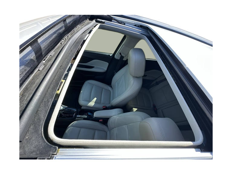 Thumbnail: 2017 Buick Encore - 16