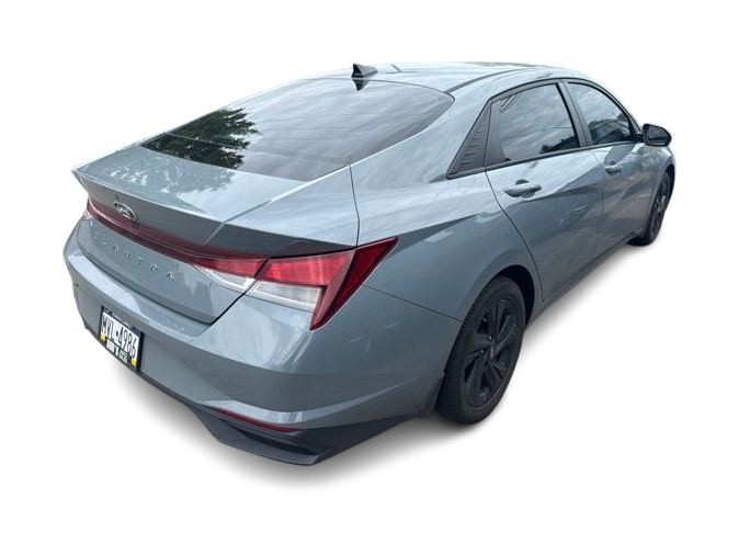 Thumbnail: 2023 Hyundai Elantra - 8