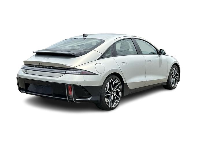 Thumbnail: 2023 Hyundai Ioniq 6 - 24