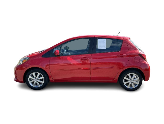 Thumbnail: 2015 Toyota Yaris - 3
