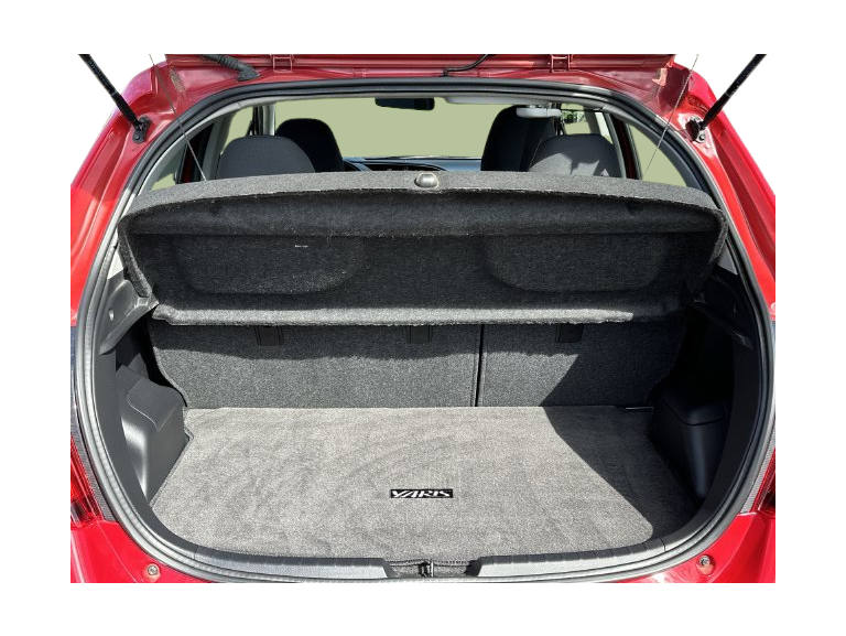 Thumbnail: 2015 Toyota Yaris - 16