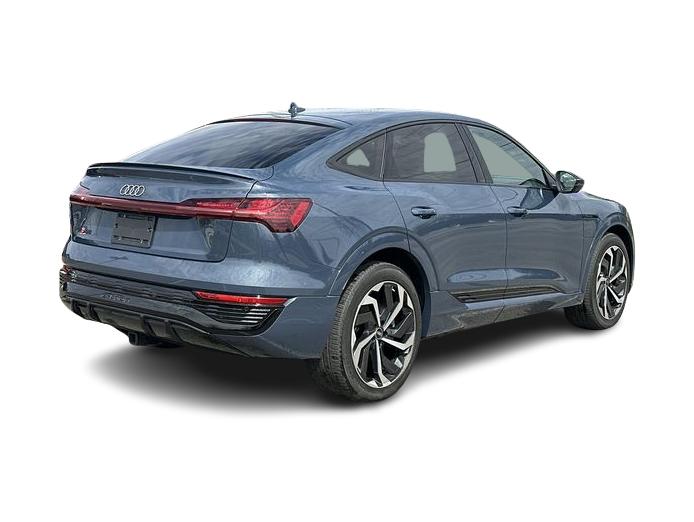 Thumbnail: 2024 Audi Q8 e-tron - 25