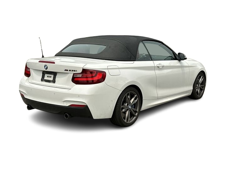 Thumbnail: 2015 BMW 2 Series - 22