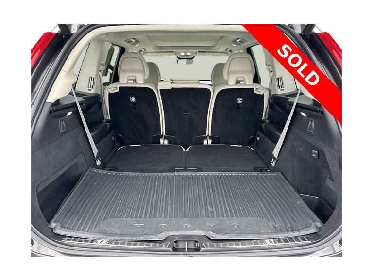 Thumbnail: 2024 Volvo XC90 - 32