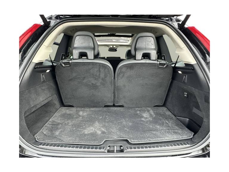 Thumbnail: 2023 Volvo XC90 - 16