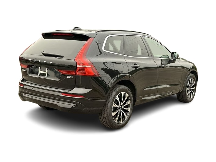 Thumbnail: 2023 Volvo XC60 - 33