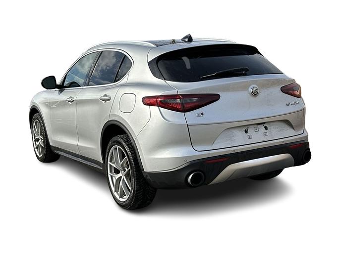 2018 Alfa Romeo Stelvio Ti 4