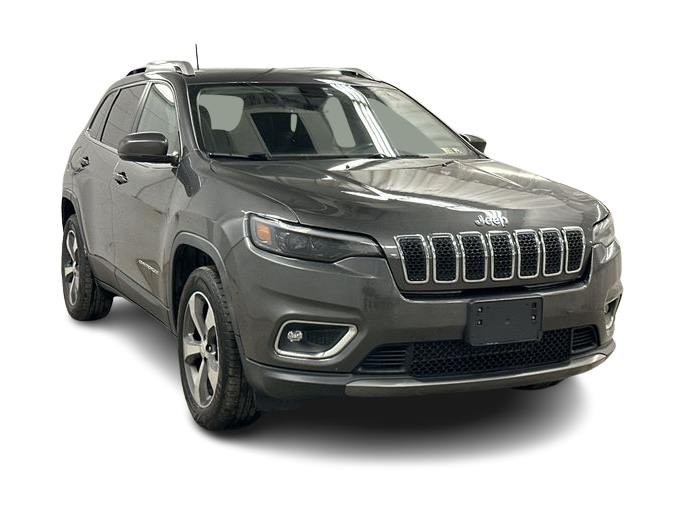Thumbnail: 2019 Jeep Cherokee - 21