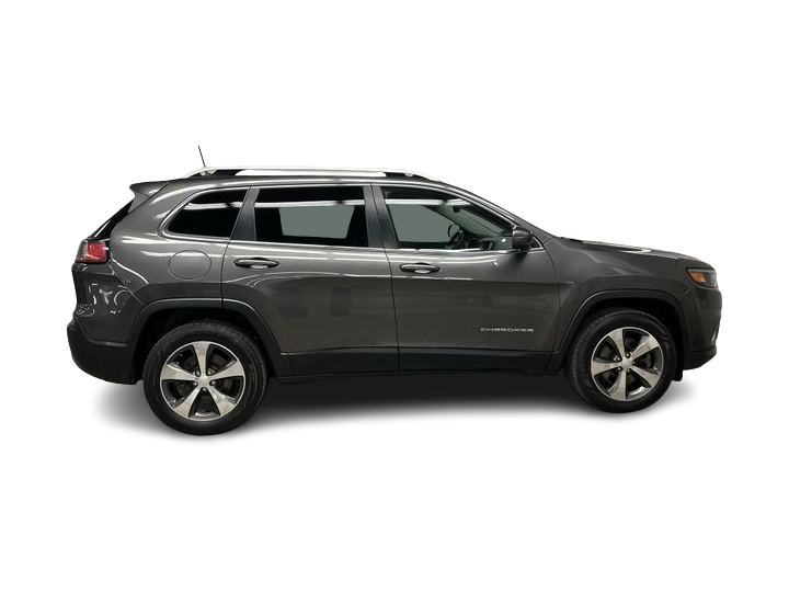 Thumbnail: 2019 Jeep Cherokee - 18
