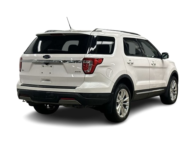 Thumbnail: 2019 Ford Explorer - 24