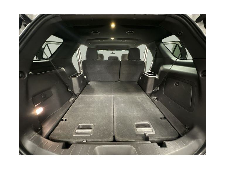 Thumbnail: 2015 Ford Explorer - 29