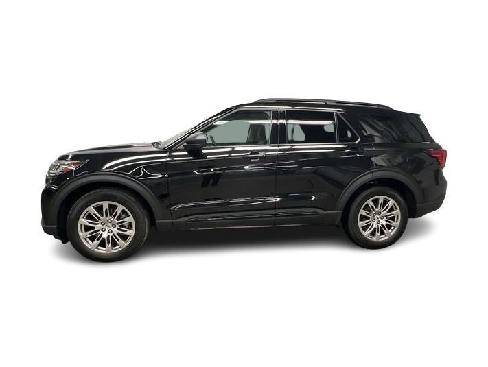 Thumbnail: 2026 Ford Explorer - 3