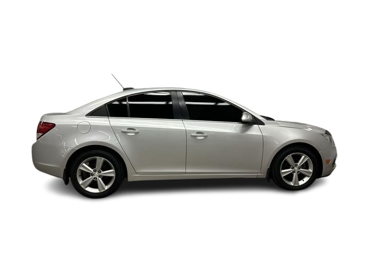 Thumbnail: 2016 Chevrolet Cruze - 18
