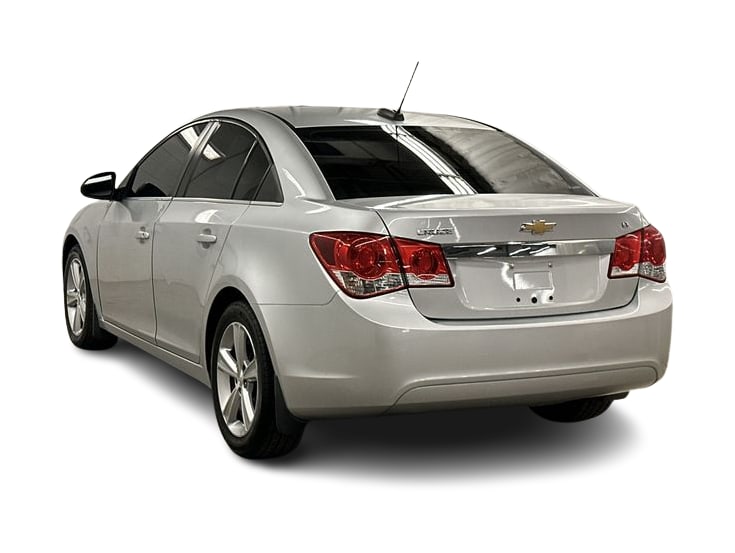 Thumbnail: 2016 Chevrolet Cruze - 4