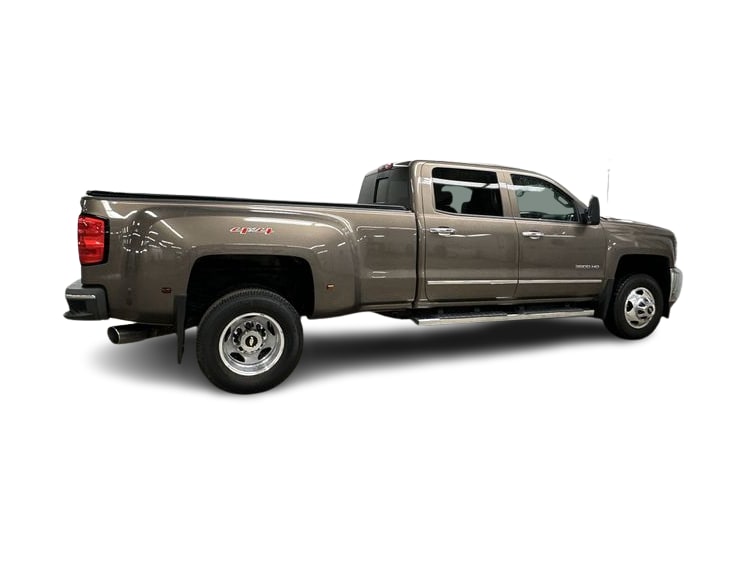 Thumbnail: 2015 Chevrolet Silverado 3500 - 16