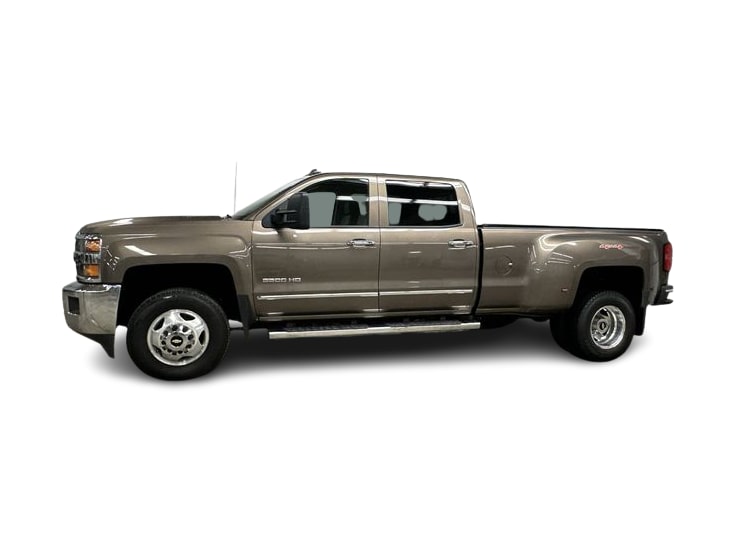 Thumbnail: 2015 Chevrolet Silverado 3500 - 3