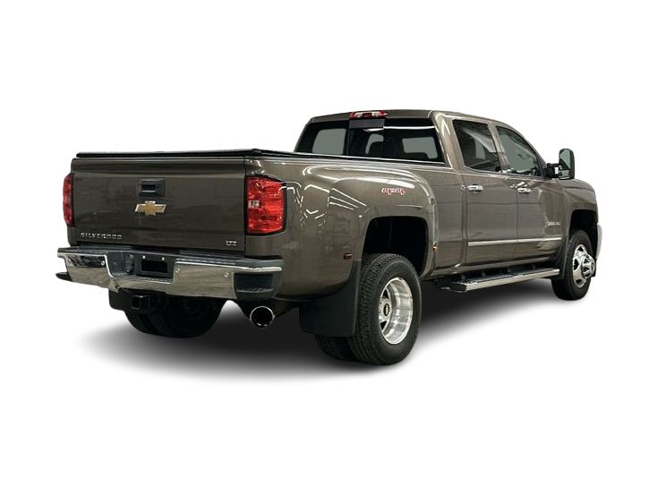 Thumbnail: 2015 Chevrolet Silverado 3500 - 28