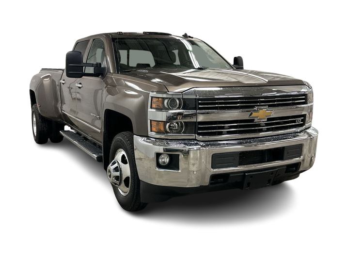 Thumbnail: 2015 Chevrolet Silverado 3500 - 27