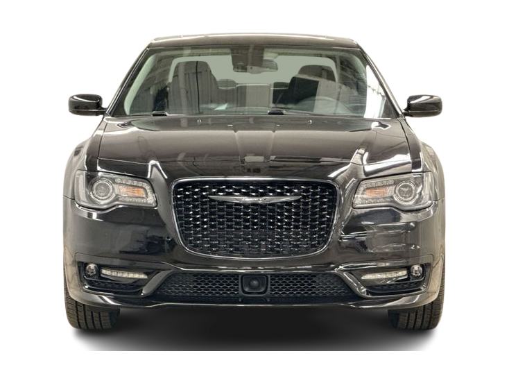 Thumbnail: 2022 Chrysler 300 - 32