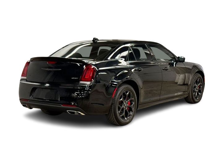Thumbnail: 2022 Chrysler 300 - 34