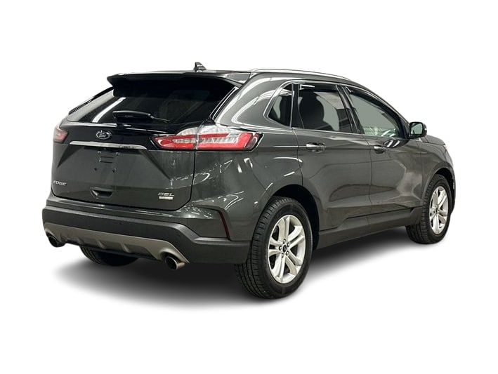 Thumbnail: 2019 Ford Edge - 31
