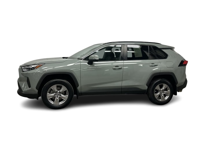 Thumbnail: 2022 Toyota RAV4 - 3