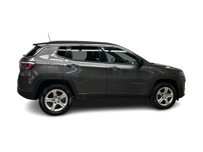 Thumbnail: 2024 Jeep Compass - 18