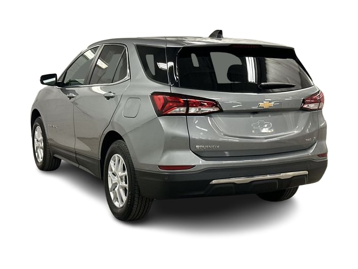 Thumbnail: 2023 Chevrolet Equinox - 4
